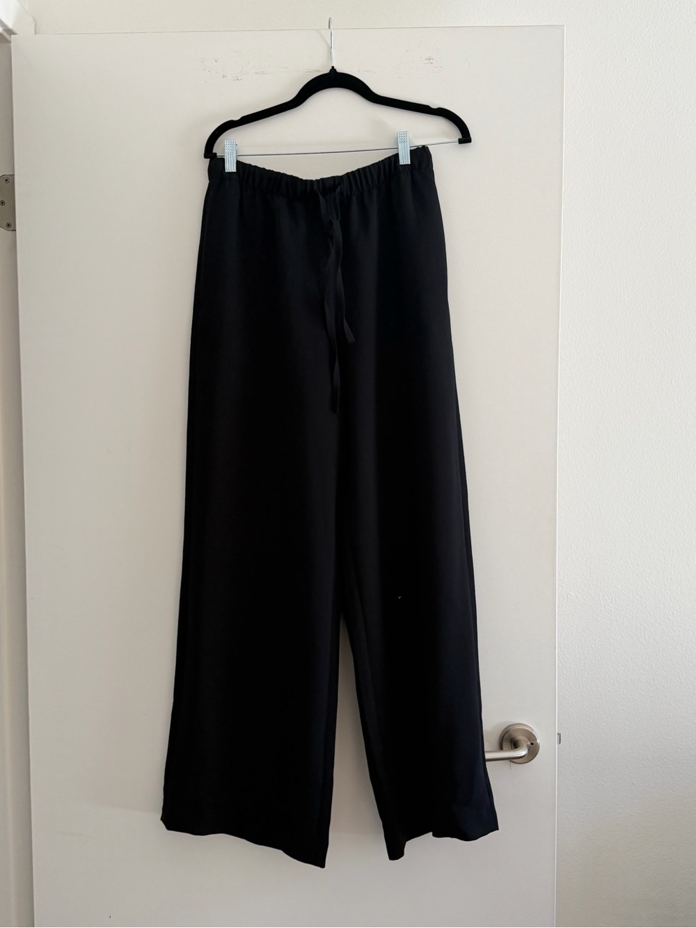 Aritzia Black Wide-Leg Drawstring Pants